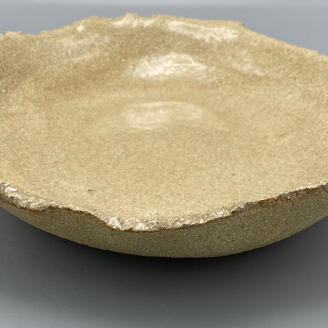 Spiky rim natural platter